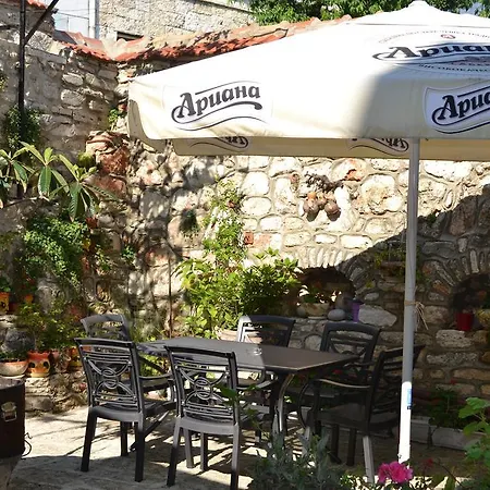 Family Magnolia Hotel